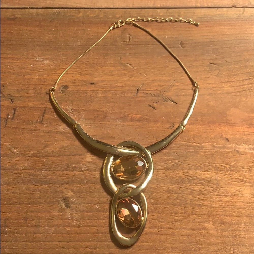 Necklace - Gold with gold/amber stones